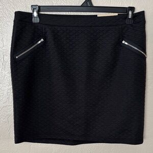 NWT Maurice’s Quilted Mini Skirt with Zipper Pockets in Black Large